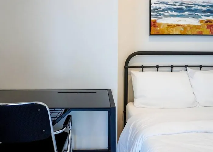 Bright And Spacious At Mivela Holiday home