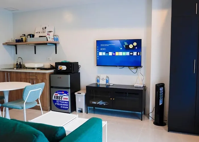 Bright And Spacious At Mivela Holiday home Cebu
